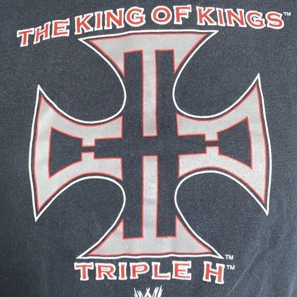 VTG WWE Triple H "THE KING OF KINGS" Steve & Barrys Youth Sz S T-Shirt HHH - Picture 6 of 11